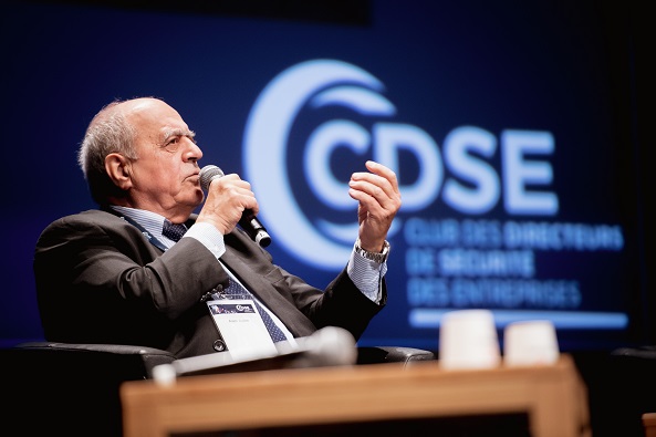 Colloque du CDSE 2021 : le regard d’Alain Juillet, président d’honneur du CDSE, sur les 25 ans de l’organisation